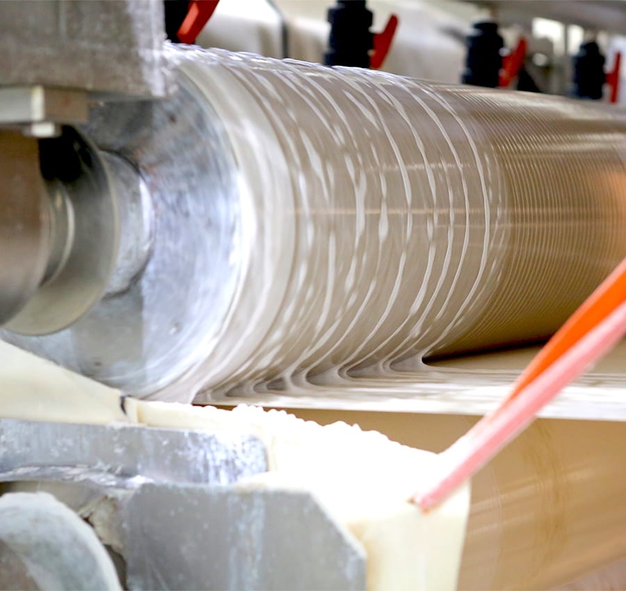 分散製法樹脂付与の様子