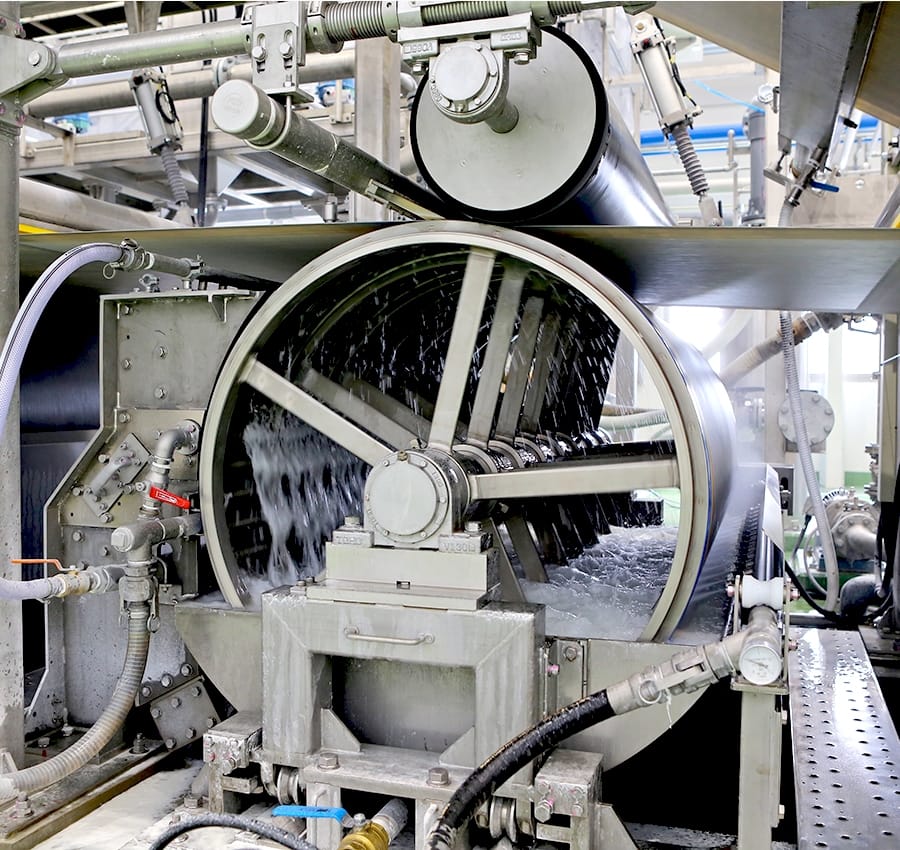 凝集製法抄紙の様子